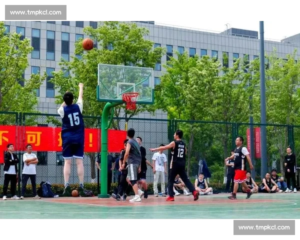 激情四溢的体育瞬间回顾，带你感受运动员拼搏与荣耀的每一刻